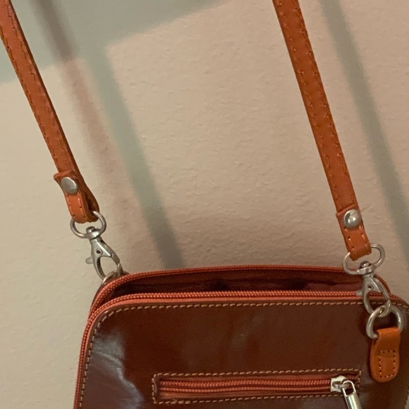 NWOT 2-tone Brown Italian Leather Crossbody Bag - Picture 7 of 12